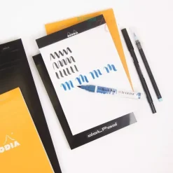 Cuaderno con puntos negro A5 Rhodia