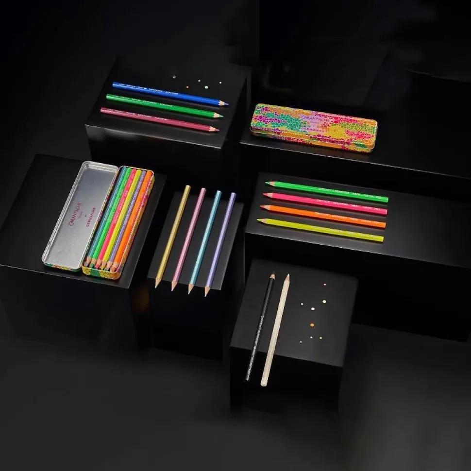 Estuche metal 13 lápices de colores Les Fulgureuses Germanier Caran D'Ache