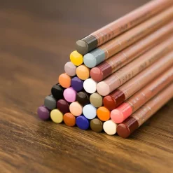 Lápiz Luminance 6901 Caran D'Ache