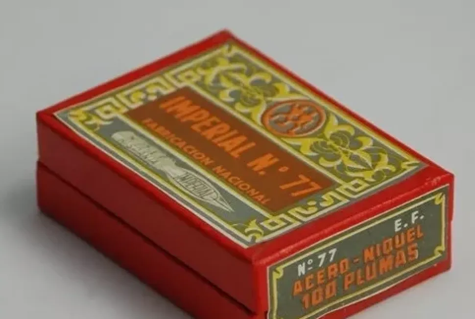 Plumilla Hispania Imperial Nº77